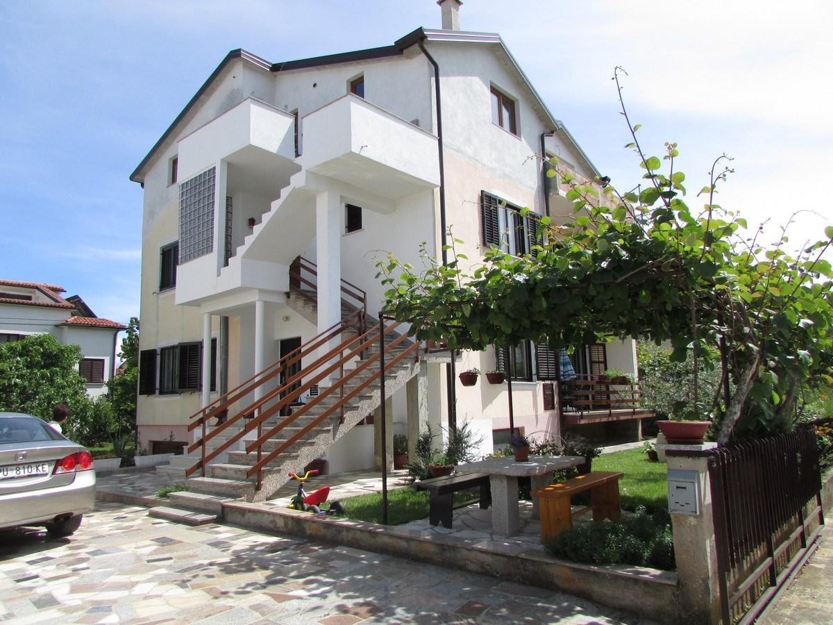 אומאג Mirela House With Apartment מראה חיצוני תמונה