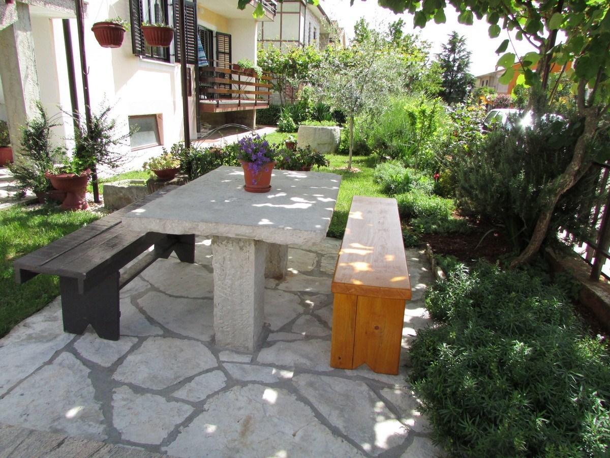 אומאג Mirela House With Apartment מראה חיצוני תמונה