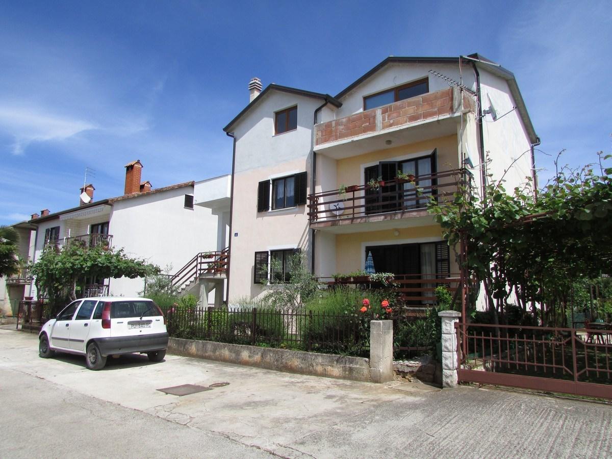 אומאג Mirela House With Apartment מראה חיצוני תמונה